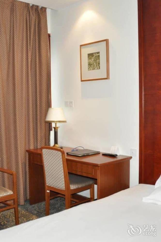 Byfond Hotel Sanghaj Kültér fotó